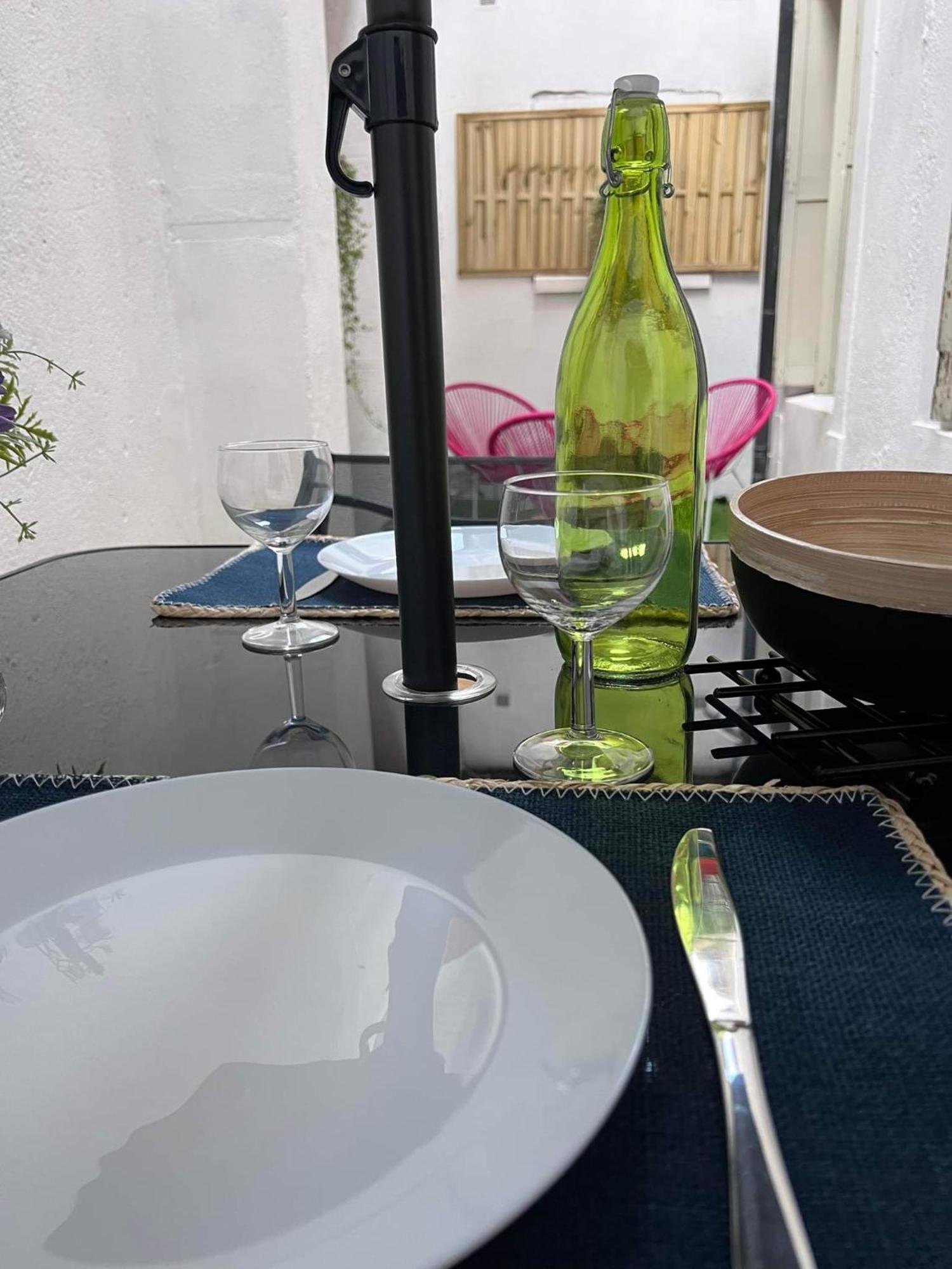 Charmant Appartement Climatise Aux Pieds De La Cite Carcassonne Ngoại thất bức ảnh